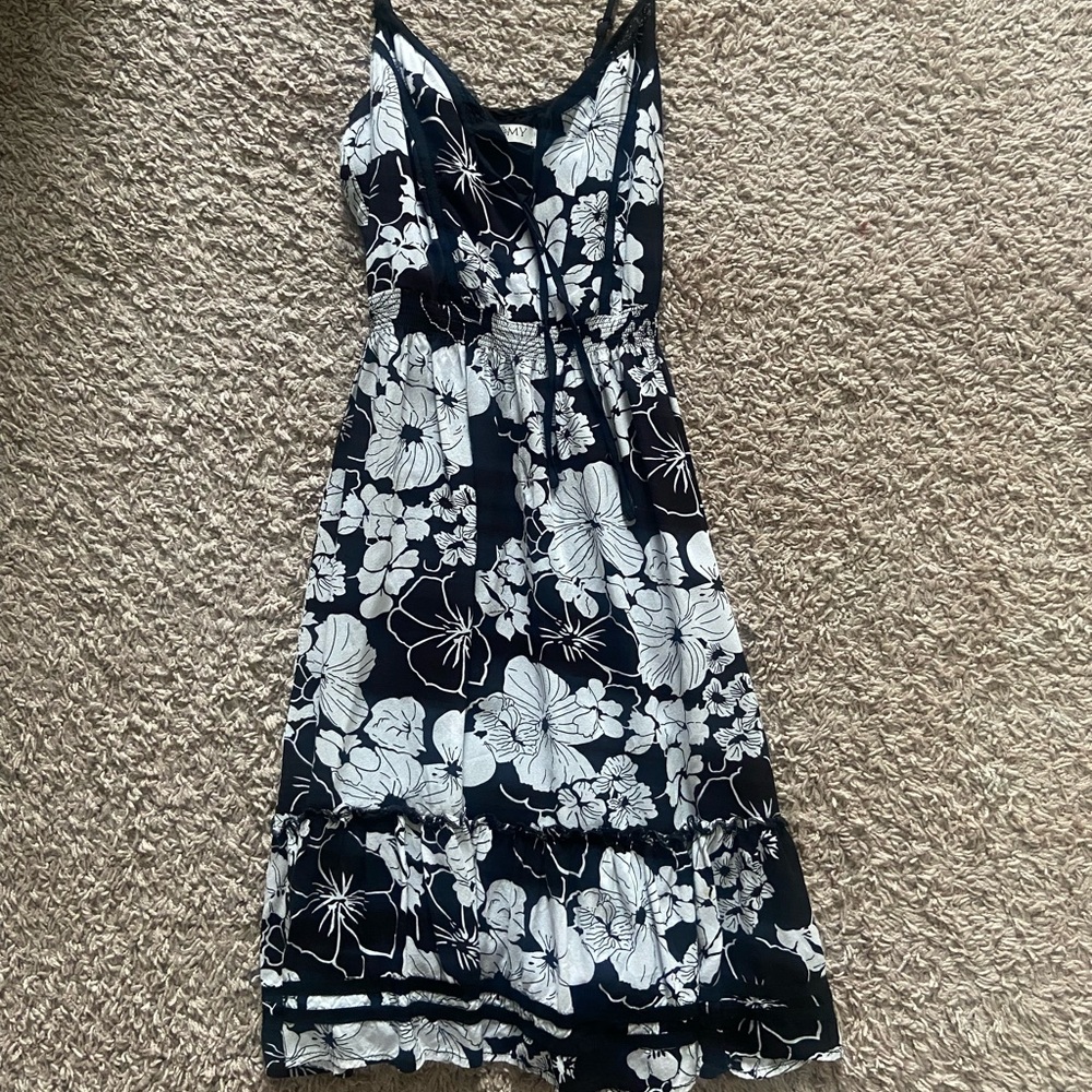 Romy Hibiscus Flower Design Spaghetti Strap Front Tie Dress